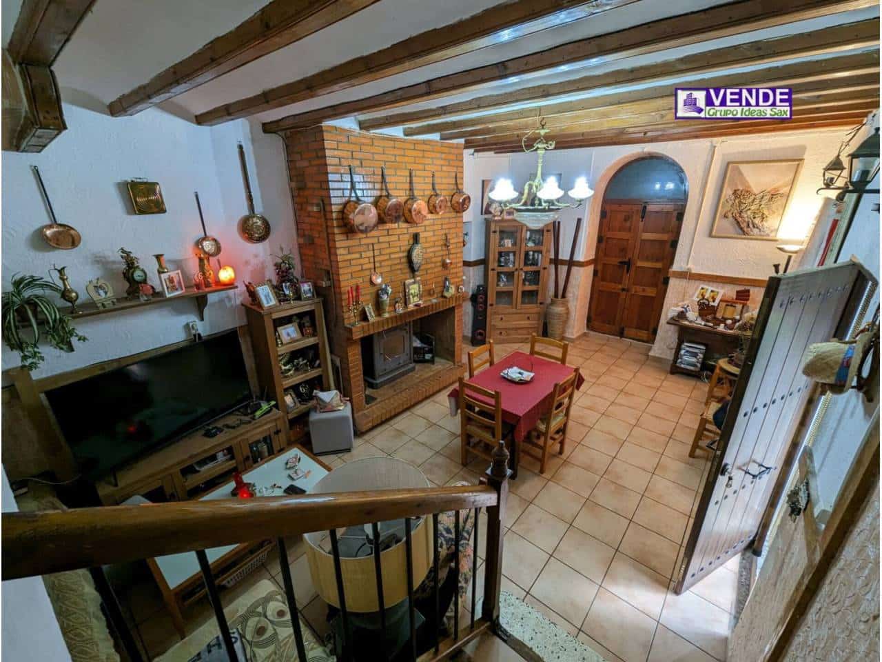 8 bedroom Finca/Country House for sale in Sax with garage - € 219,995 (Ref: 7561591)