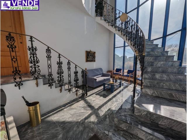 3 slaapkamer Kantoor te huur in Sax - € 500 (Ref: 8118762)