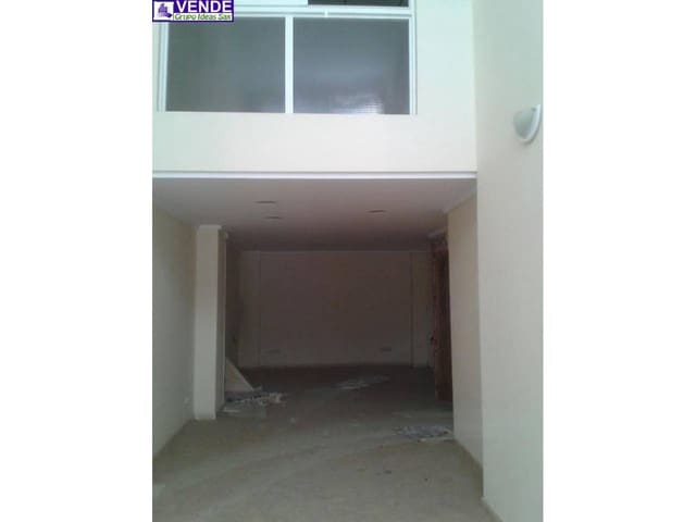 Commercial for sale in Almansa - € 44,900 (Ref: 8151499)