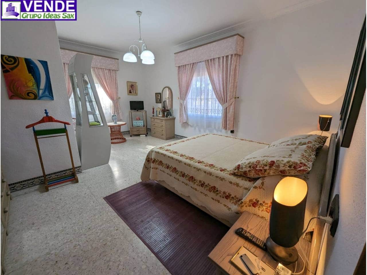 5 slaapkamer Finca/Landhuis te koop in Sax - € 260.000 (Ref: 8165077)