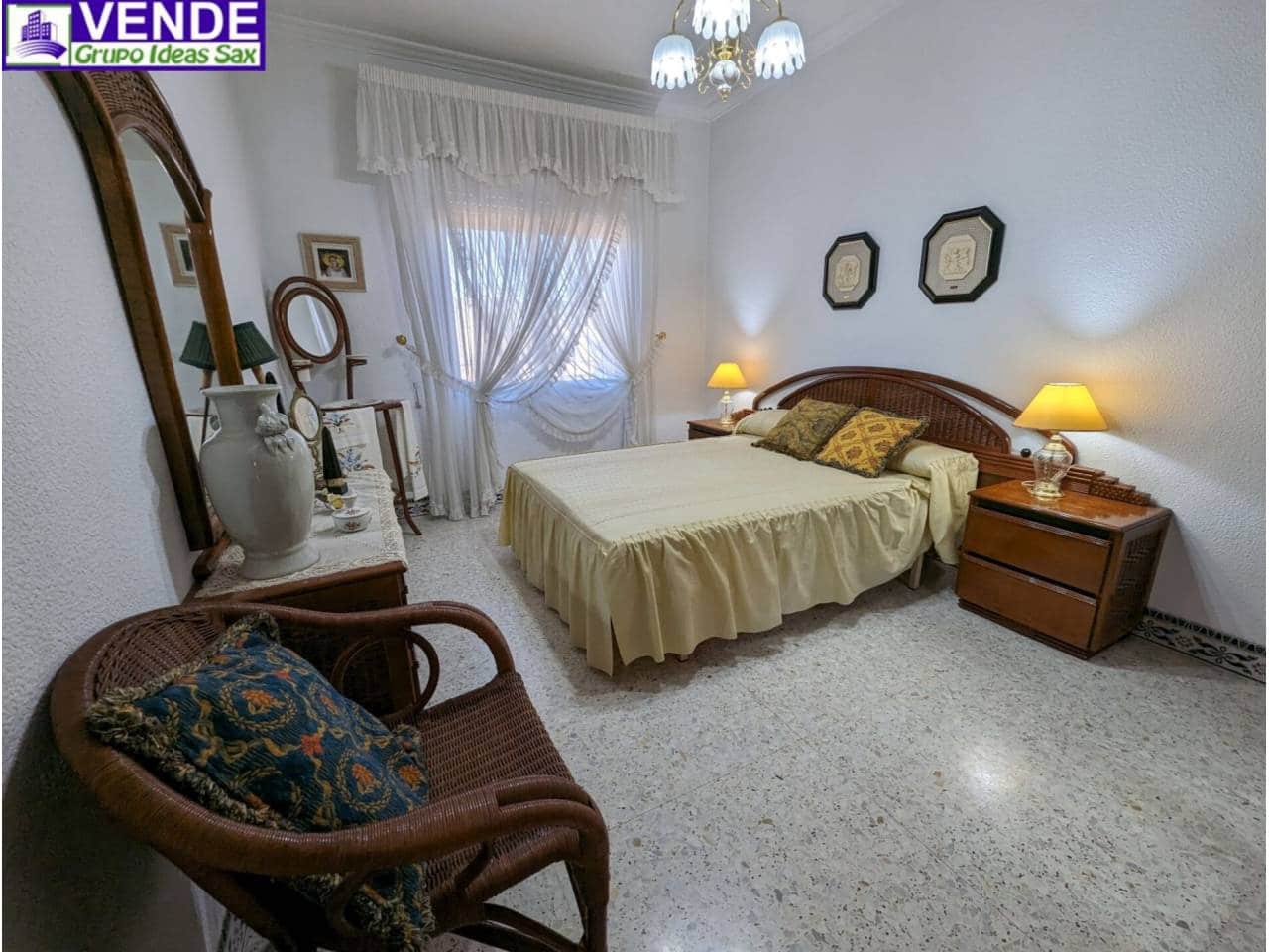 5 slaapkamer Finca/Landhuis te koop in Sax - € 260.000 (Ref: 8165077)