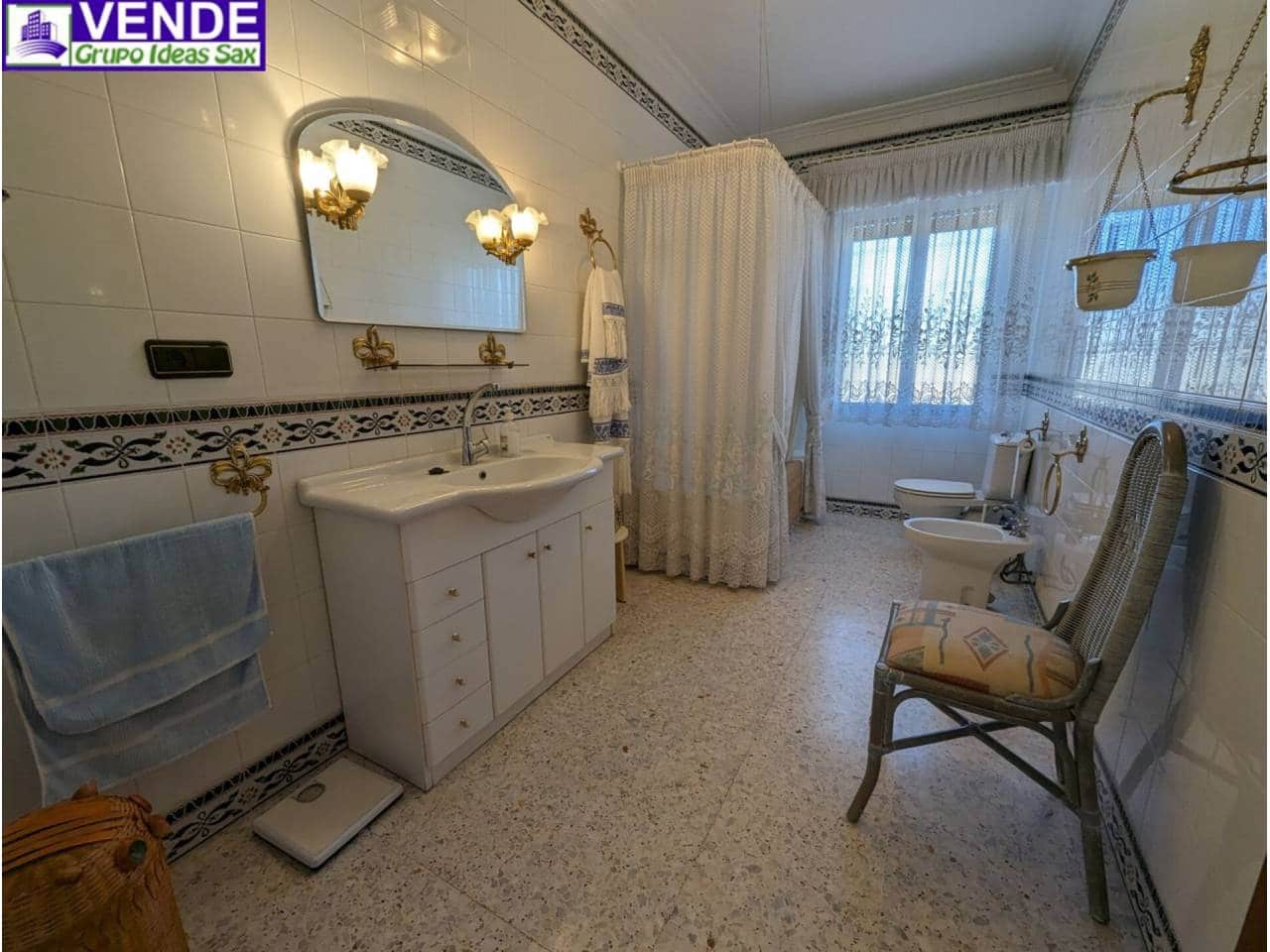 5 slaapkamer Finca/Landhuis te koop in Sax - € 260.000 (Ref: 8165077)