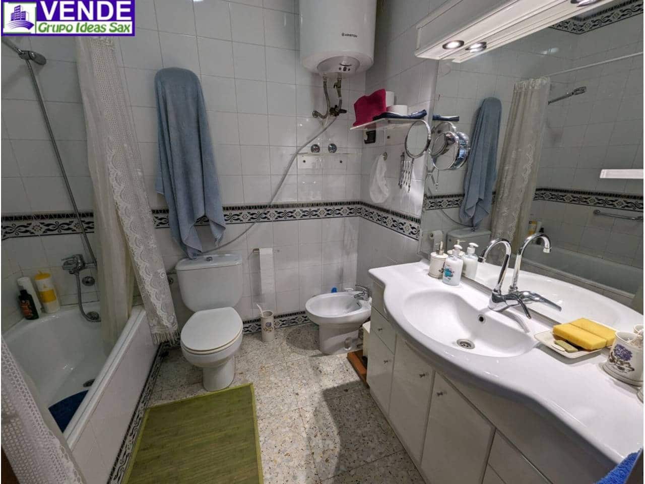 5 slaapkamer Finca/Landhuis te koop in Sax - € 260.000 (Ref: 8165077)