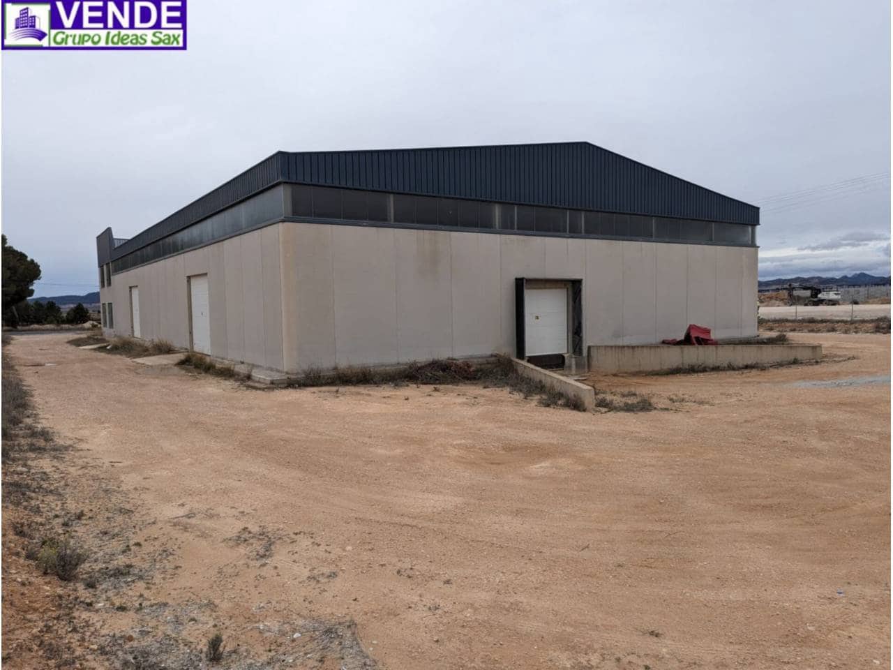 Företag till salu i Yecla - 620 000 € (Ref: 8297395)