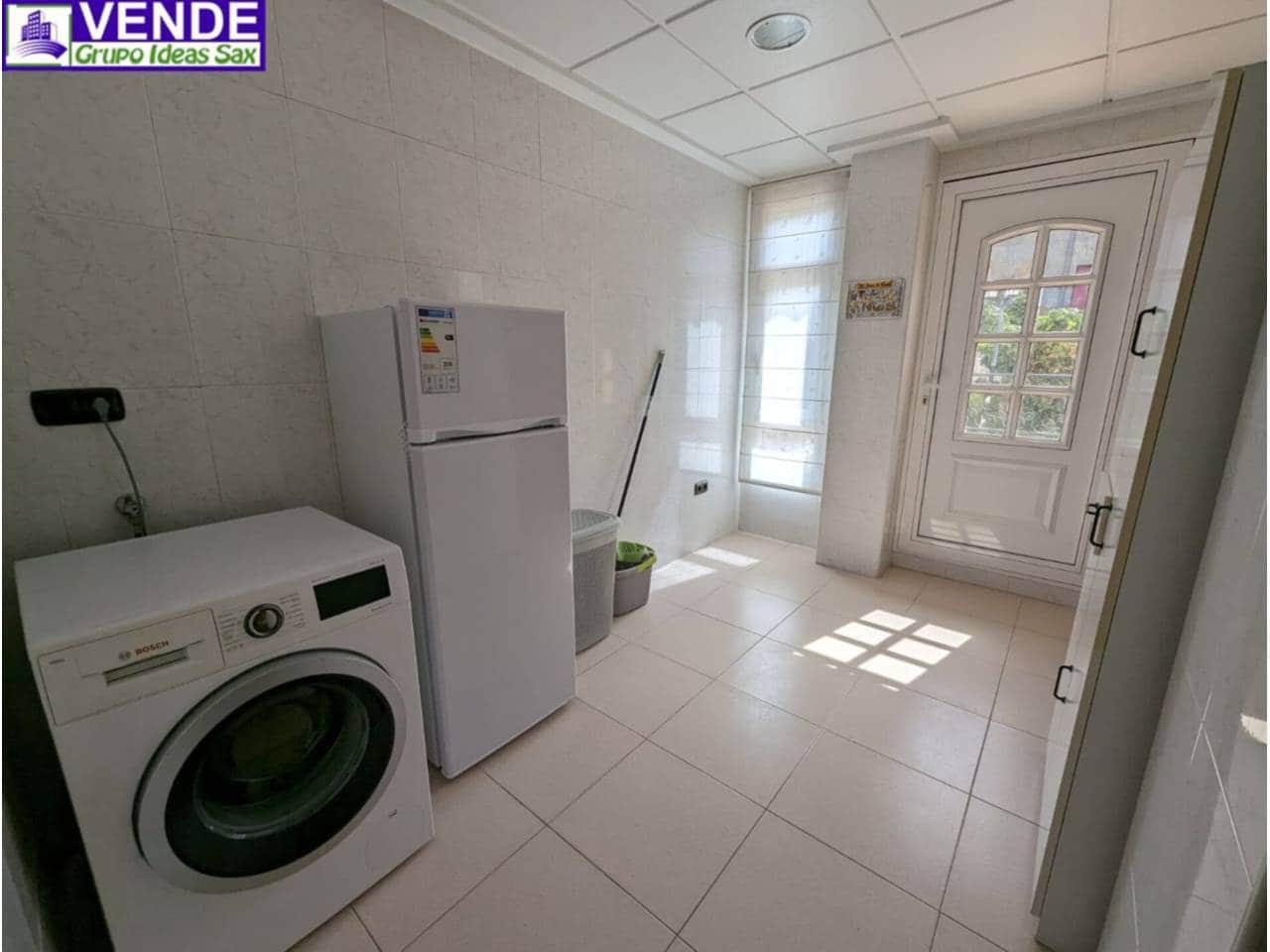 4 makuuhuone Huvila myytävänä paikassa Elda mukana uima-altaan 
autotalli - 475 000 € (Ref: 8359159)