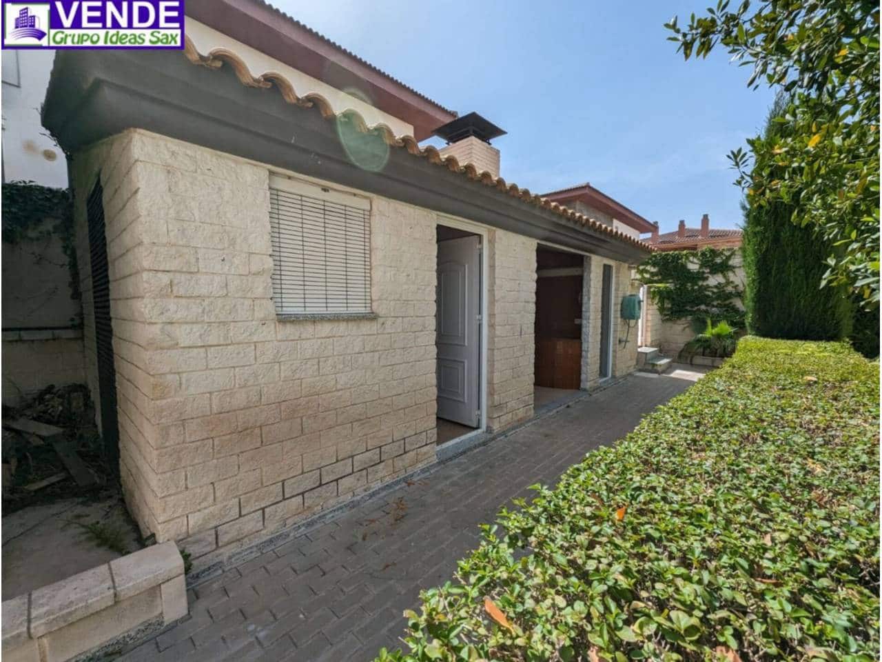 4 makuuhuone Huvila myytävänä paikassa Elda mukana uima-altaan 
autotalli - 475 000 € (Ref: 8359159)