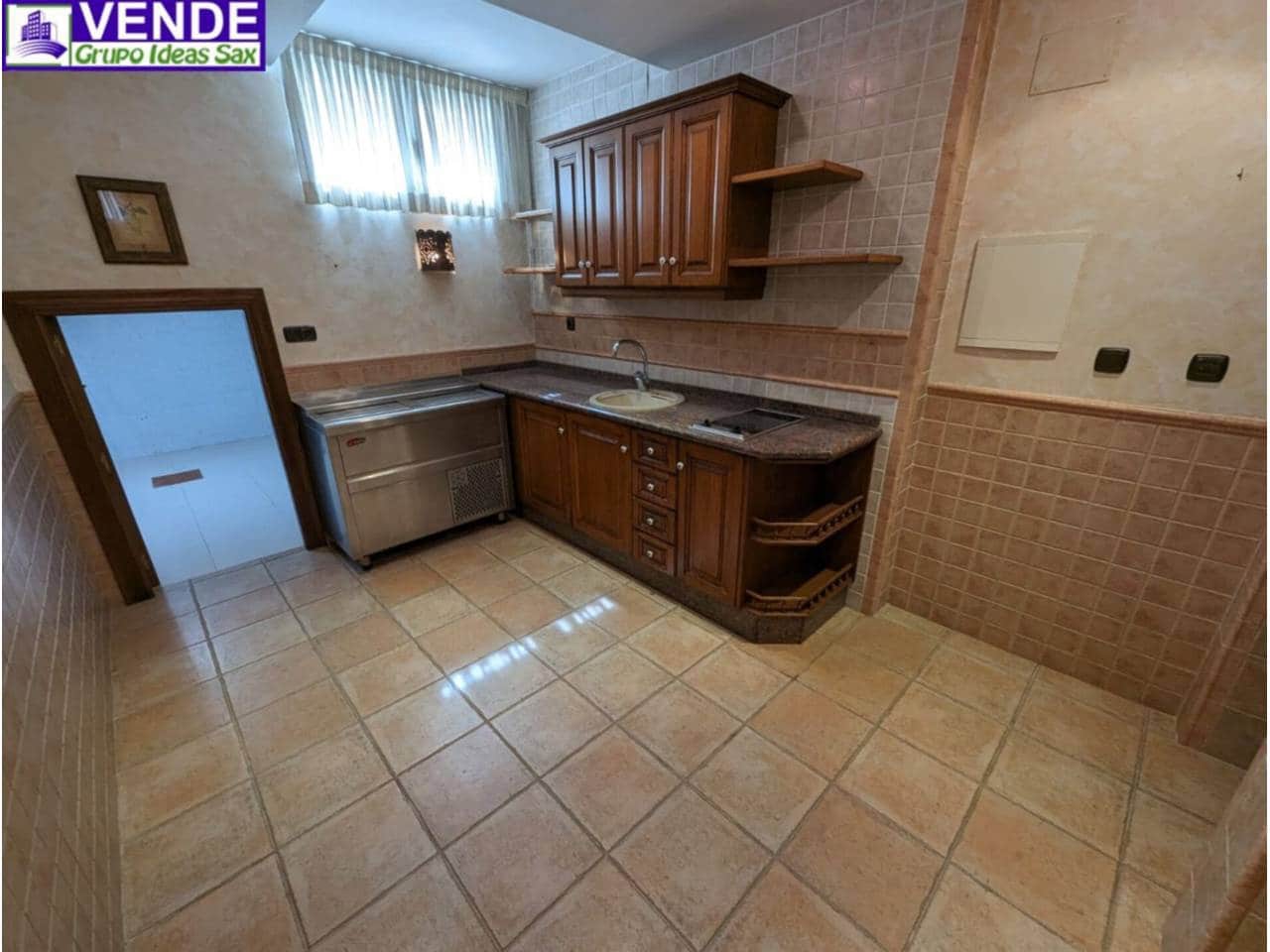 4 makuuhuone Huvila myytävänä paikassa Elda mukana uima-altaan 
autotalli - 475 000 € (Ref: 8359159)