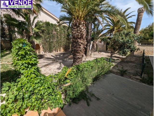 4 makuuhuone Huvila myytävänä paikassa Elda mukana uima-altaan 
autotalli - 475 000 € (Ref: 8359159)