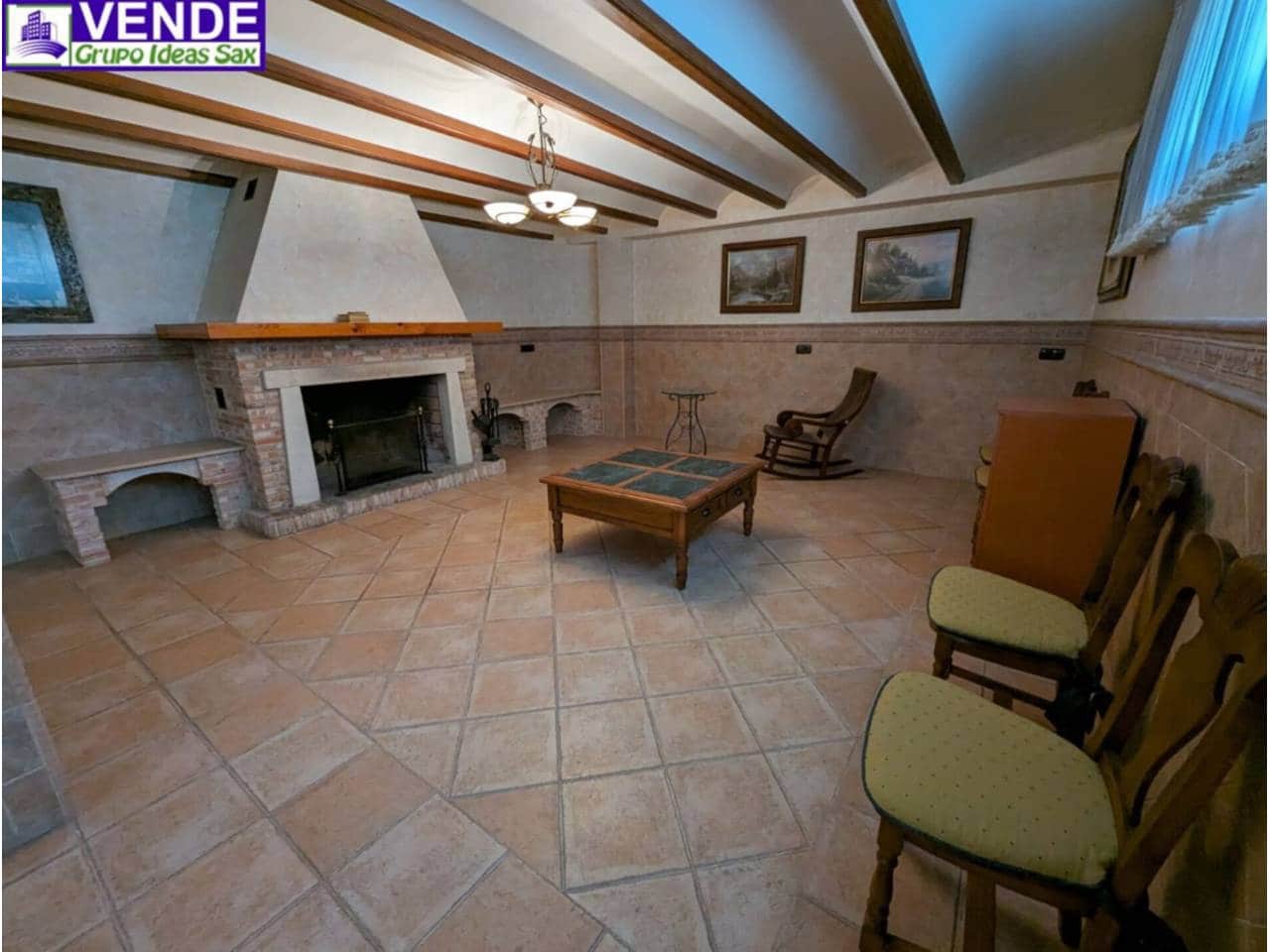 4 makuuhuone Huvila myytävänä paikassa Elda mukana uima-altaan 
autotalli - 475 000 € (Ref: 8359159)