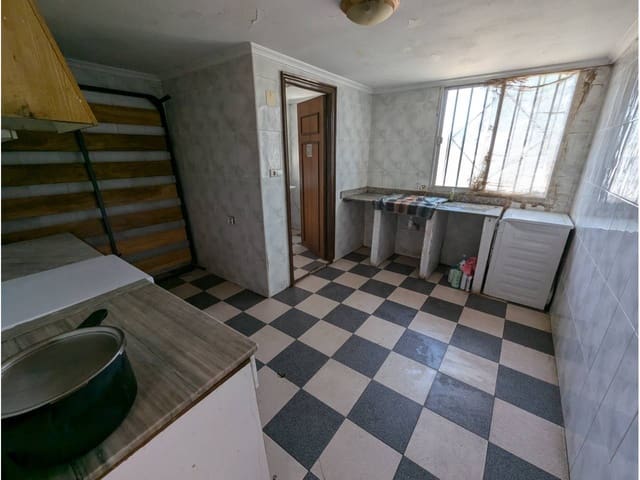 4 soverom Finca/Herregård til salgs i Caudete med svømmebasseng - € 83 000 (Ref: 8467577)