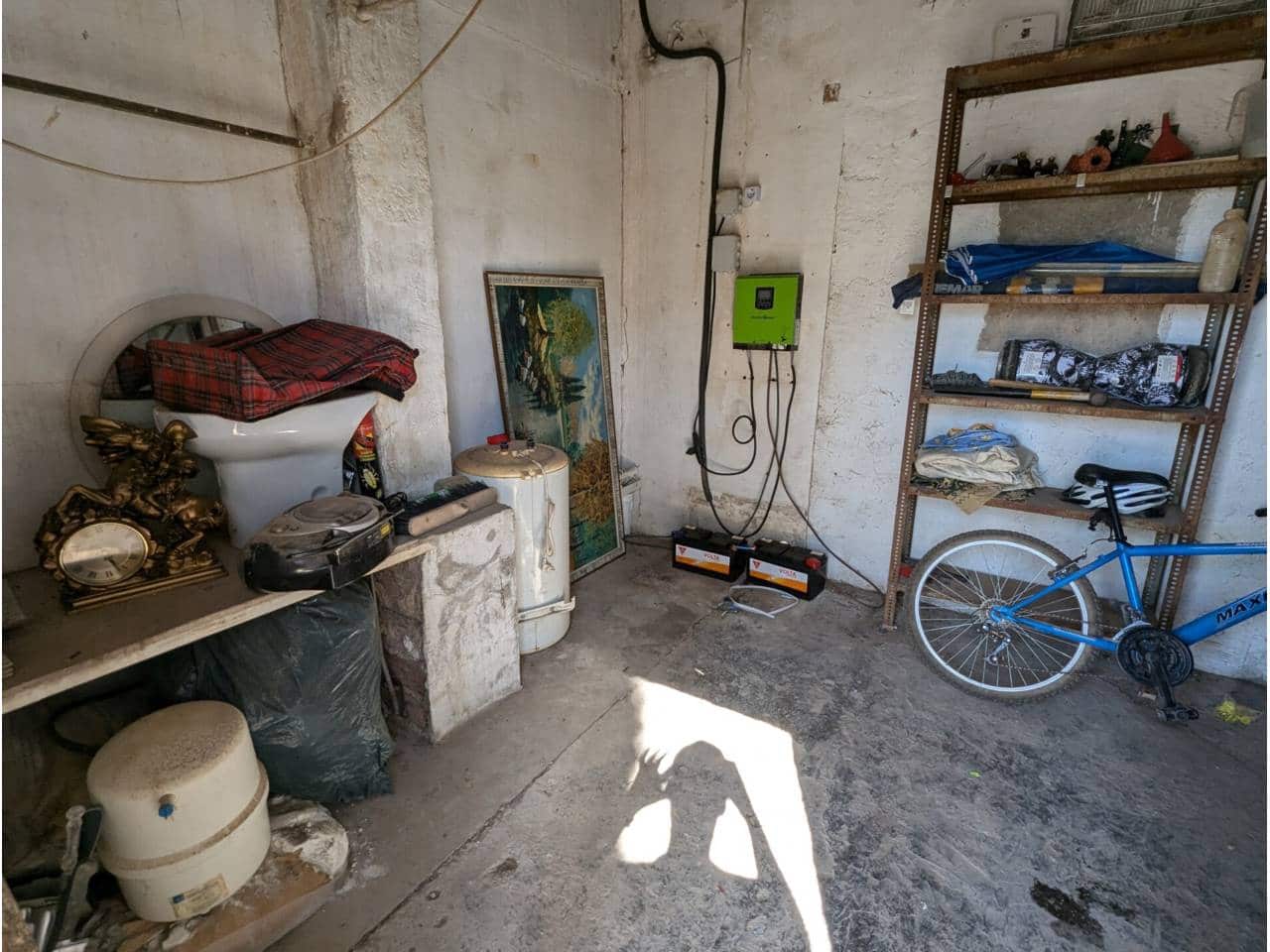 4 slaapkamer Finca/Landhuis te koop in Caudete met zwembad - € 83.000 (Ref: 8467577)