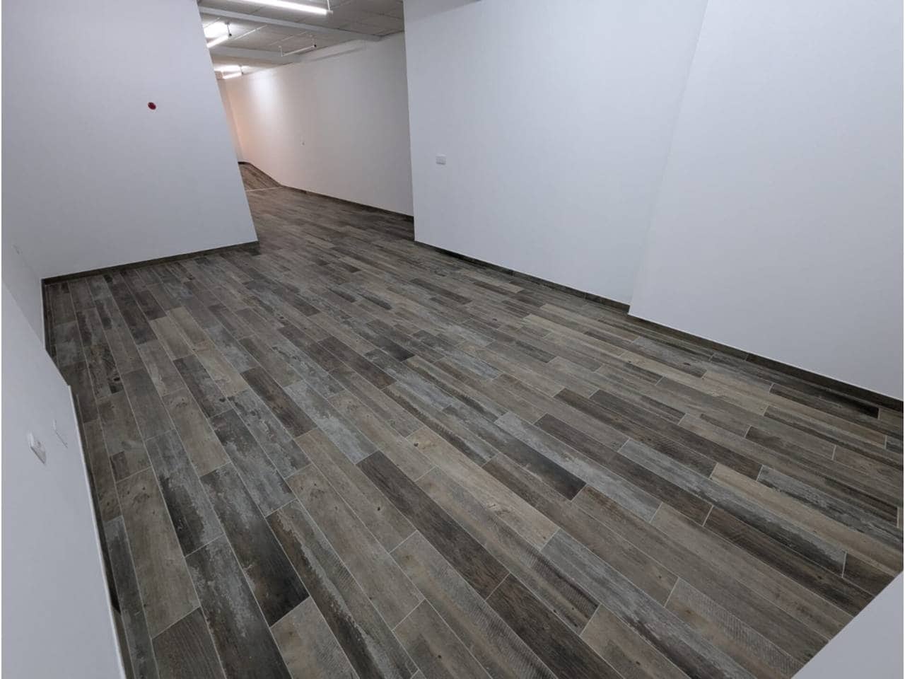 Kaupallinen vuokrattavana paikassa Sax - 500 € (Ref: 8481639)