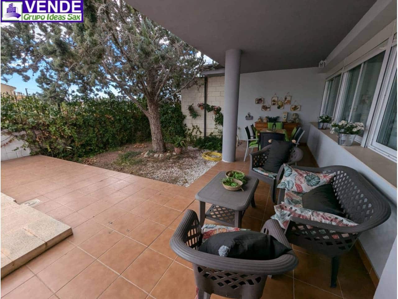 3 sypialnia Willa na sprzedaż w Sax z basenem garażem - 325 000 € (Ref: 8772547)