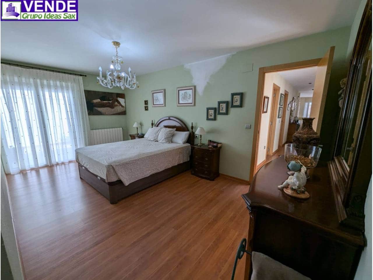 3 sypialnia Willa na sprzedaż w Sax z basenem garażem - 325 000 € (Ref: 8772547)