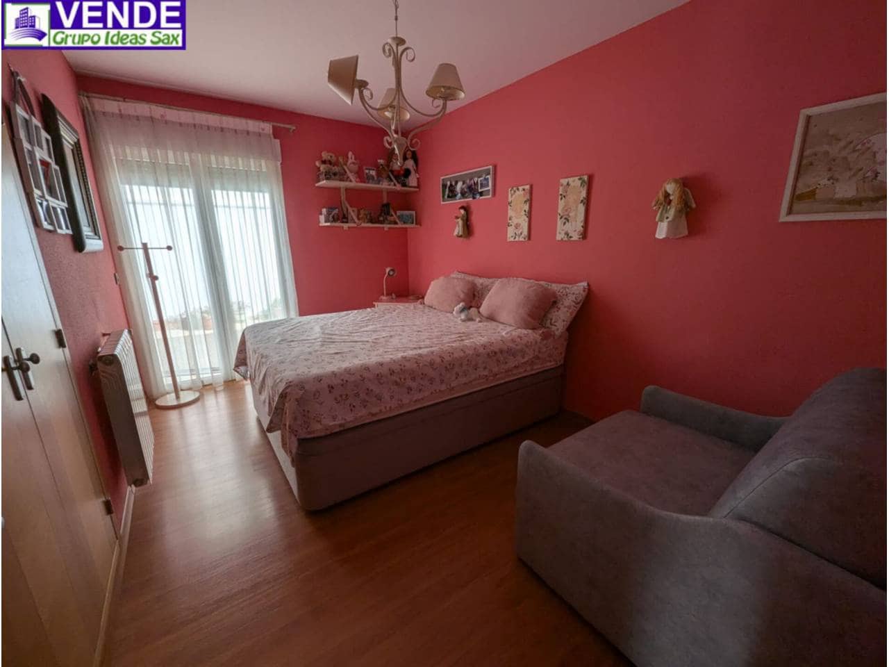 3 sypialnia Willa na sprzedaż w Sax z basenem garażem - 325 000 € (Ref: 8772547)