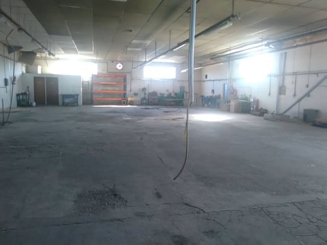 Business for sale in Sax - € 150,000 (Ref: 8977830)