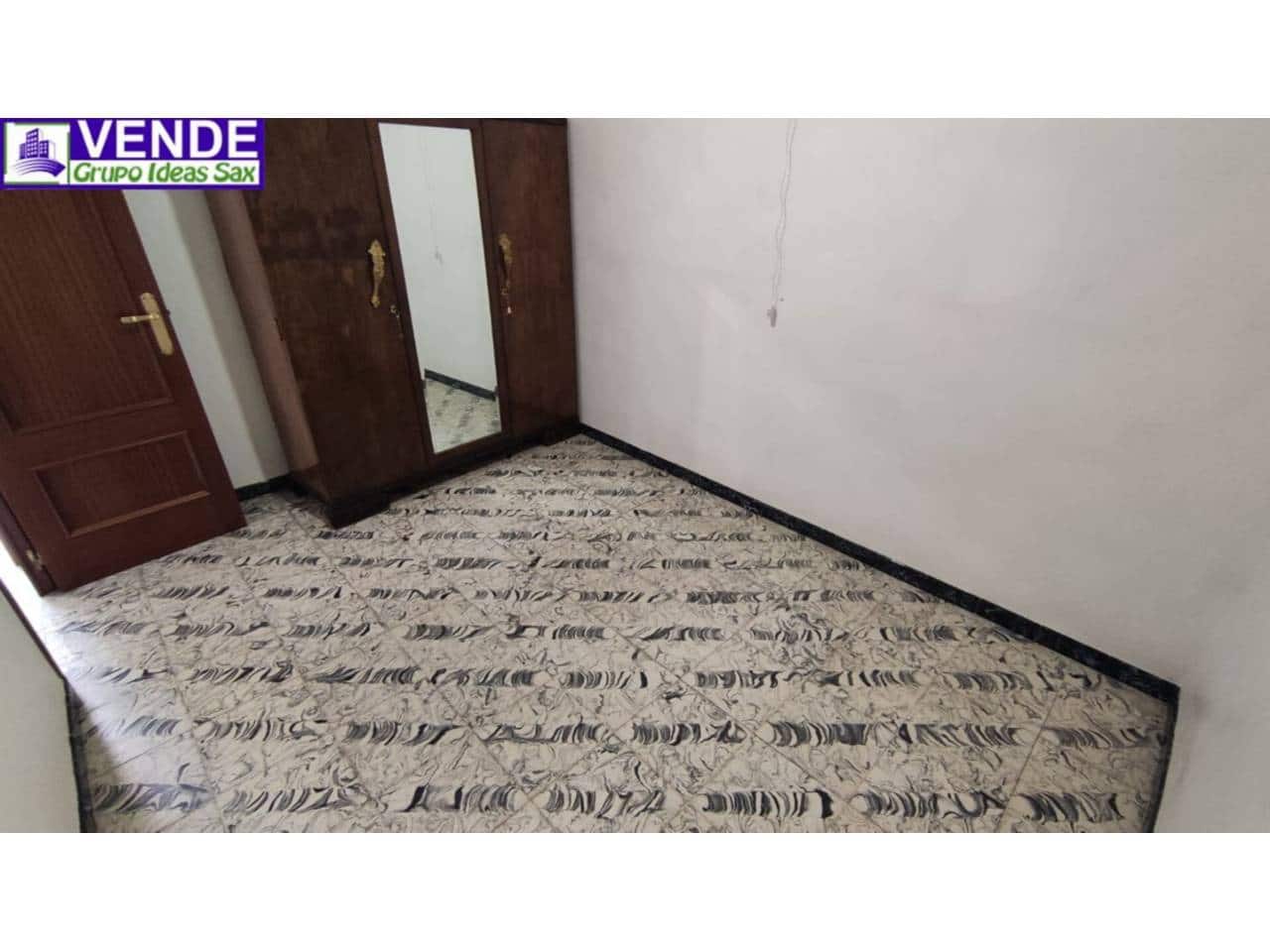 3 slaapkamer Huis te koop in Salinas met garage - € 84.000 (Ref: 8983858)