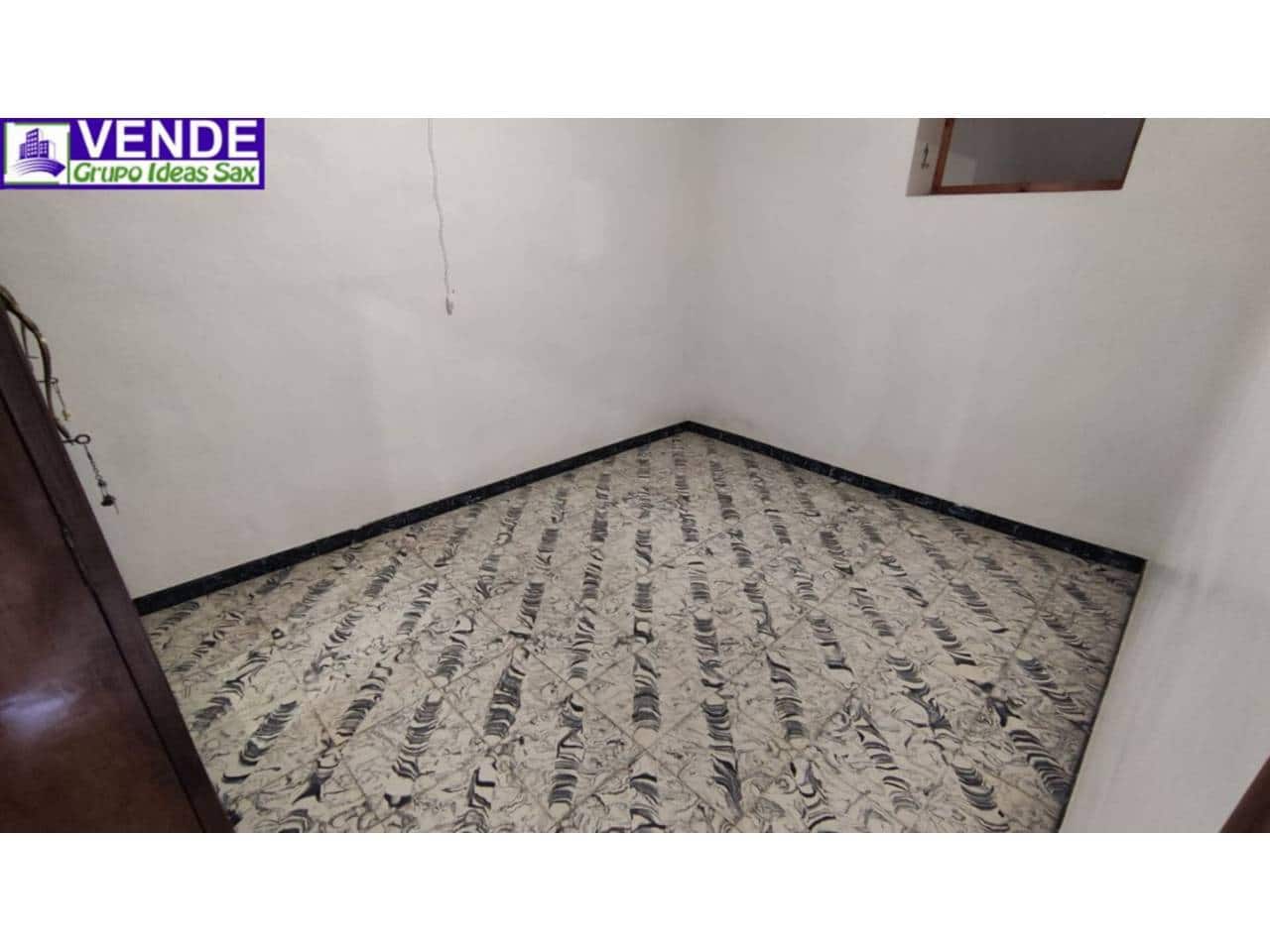 3 slaapkamer Huis te koop in Salinas met garage - € 84.000 (Ref: 8983858)