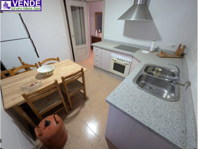 6 soverom Hus til salgs i Sax - € 250 000 (Ref: 9068432)