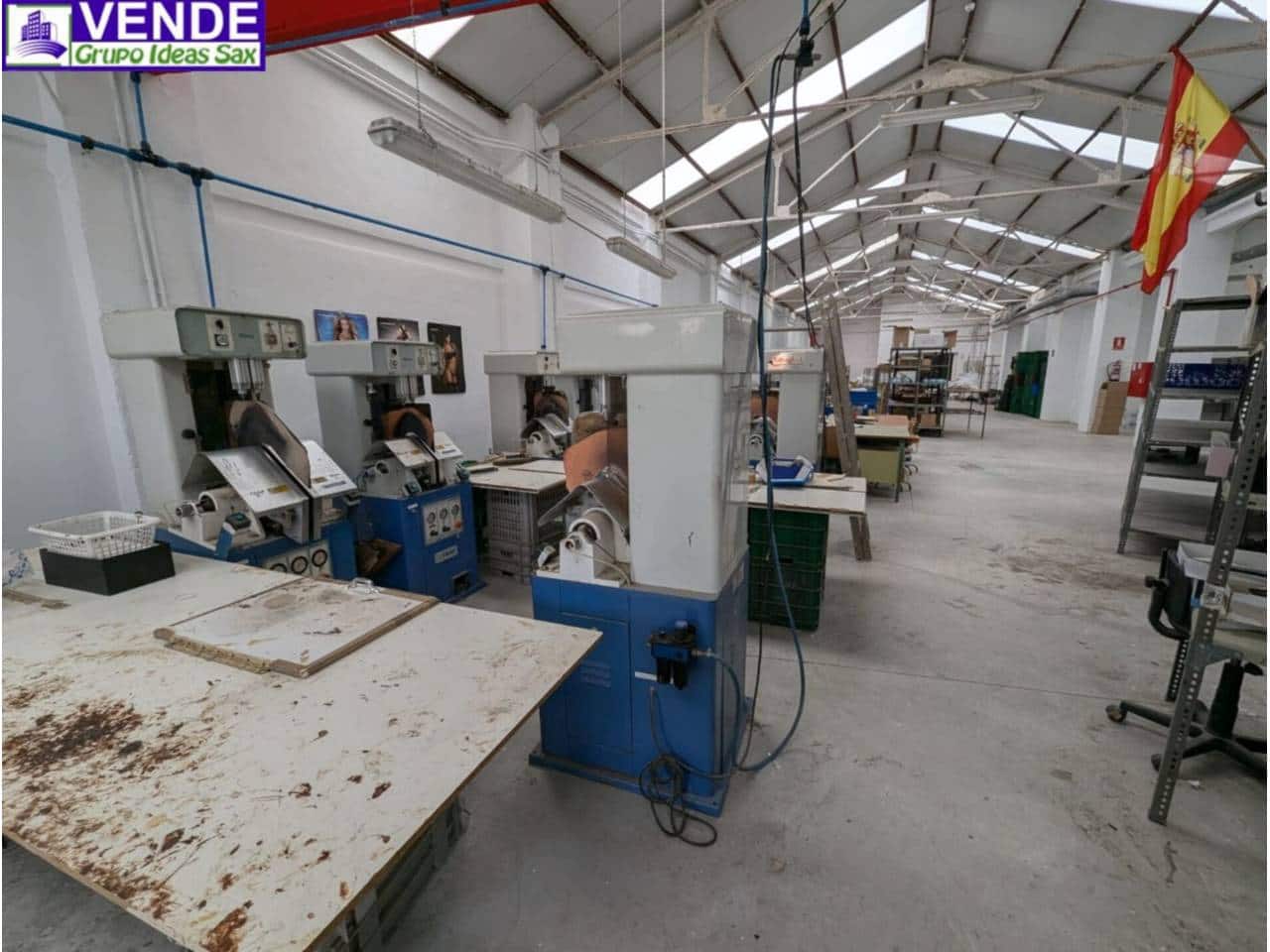 Bedrift til salgs i Sax - € 280 000 (Ref: 9116554)