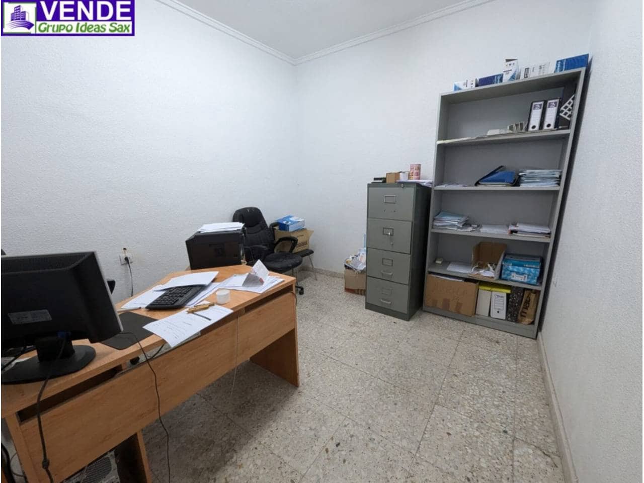 Bedrift til salgs i Sax - € 280 000 (Ref: 9116554)