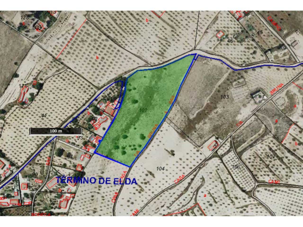 Grunde uden byggetilladelser til salg i Elda - € 30.000 (Ref: 9126441)