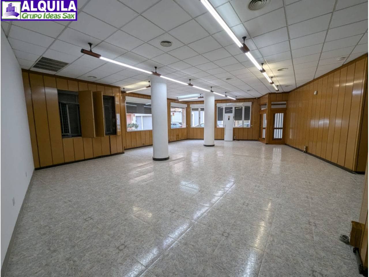 Local Commercial à vendre à Sax - 130 000 € (Ref: 9145141)