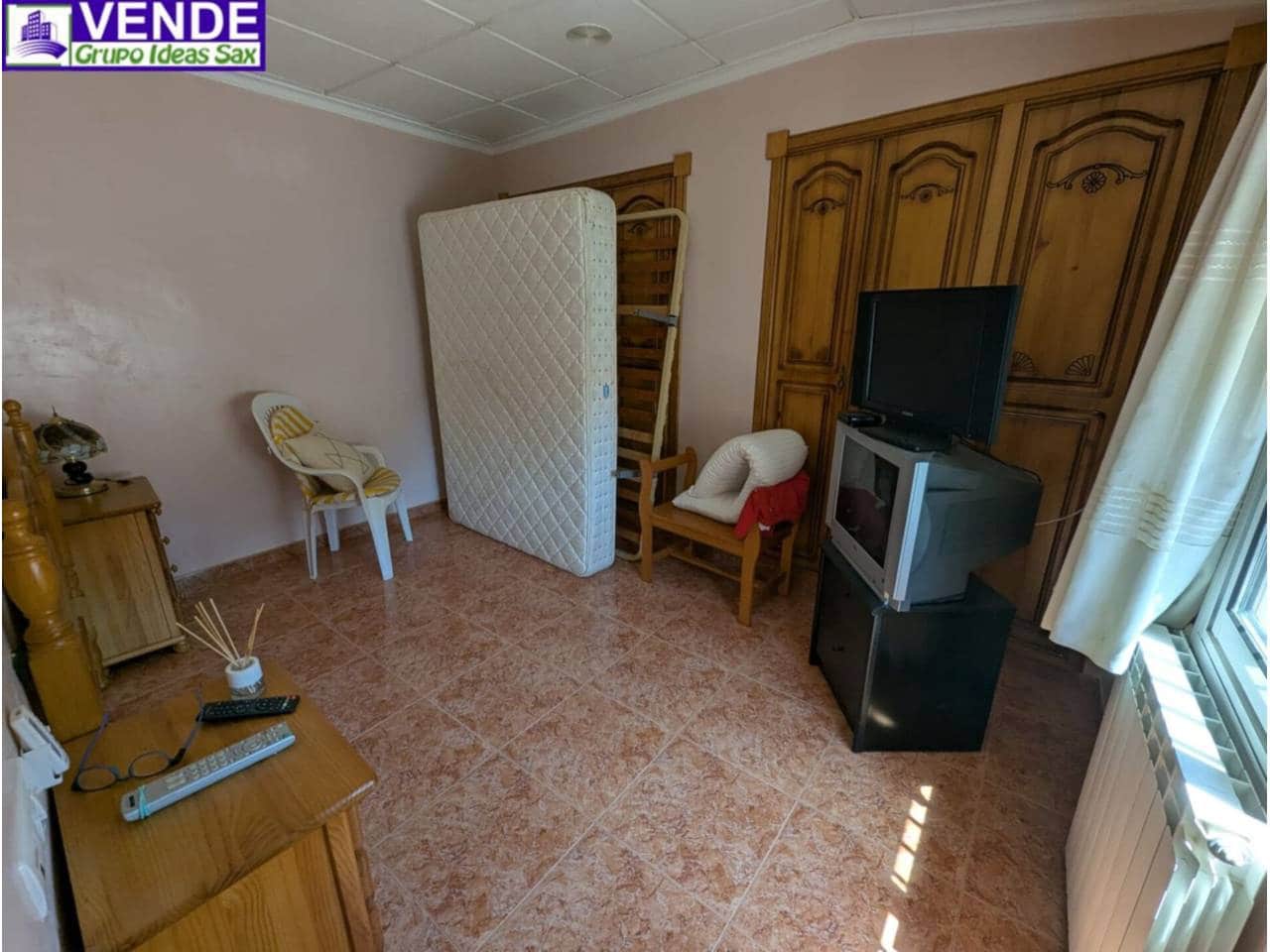 4 slaapkamer Finca/Landhuis te koop in Villena met garage - € 207.500 (Ref: 9159072)