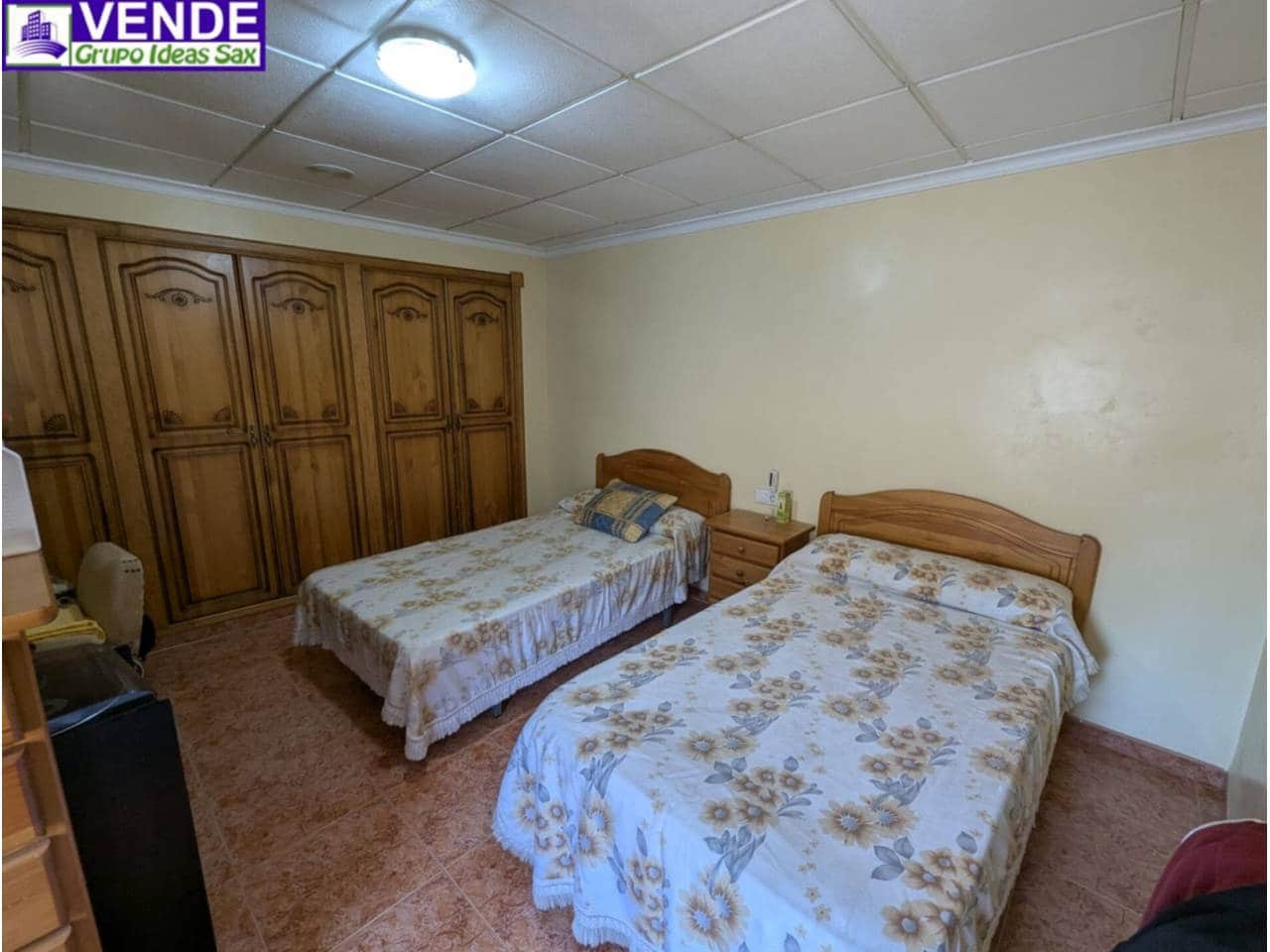 4 slaapkamer Finca/Landhuis te koop in Villena met garage - € 207.500 (Ref: 9159072)