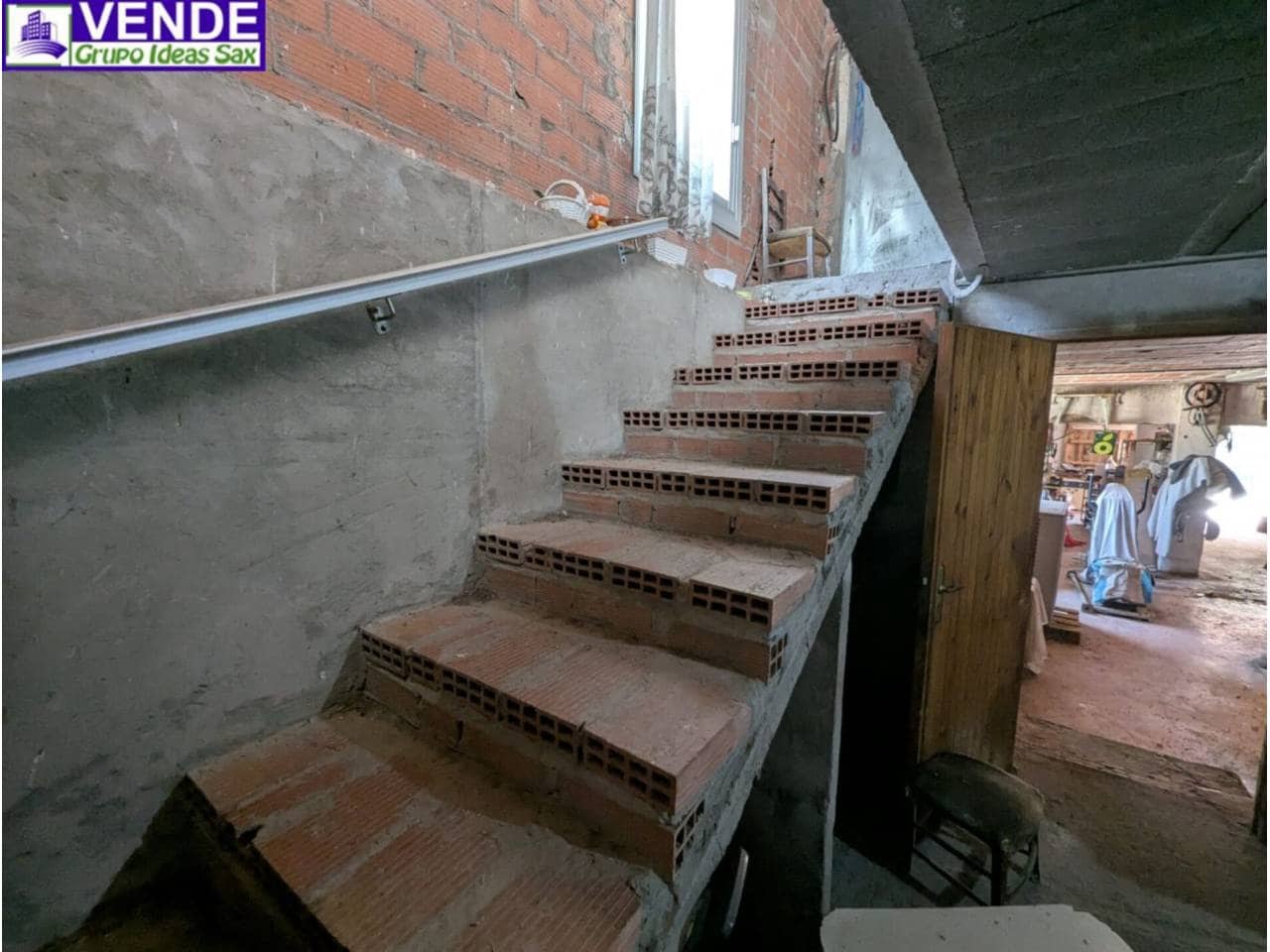 4 slaapkamer Finca/Landhuis te koop in Villena met garage - € 207.500 (Ref: 9159072)