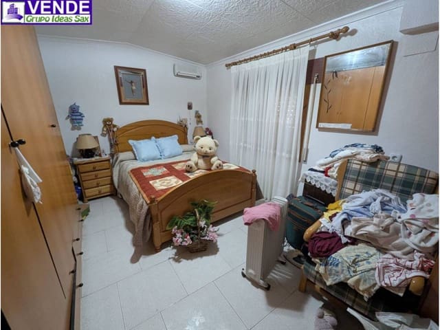 4 soverom Finca/Herregård til salgs i Villena med garasje - € 207 500 (Ref: 9159072)