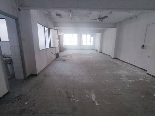 Komercyjne na sprzedaż w Elda - 126 100 € (Ref: 9164789)