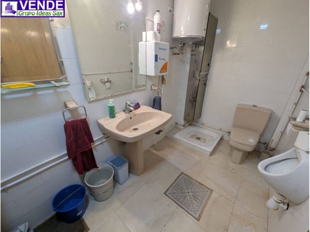 Commercial for sale in Sax with garage - € 106,000 (Ref: 9235890)