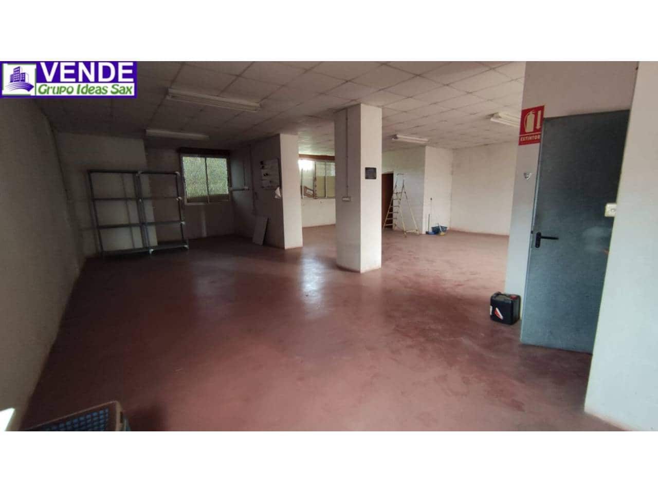 Commercial for sale in Sax with garage - € 160,000 (Ref: 9310343)
