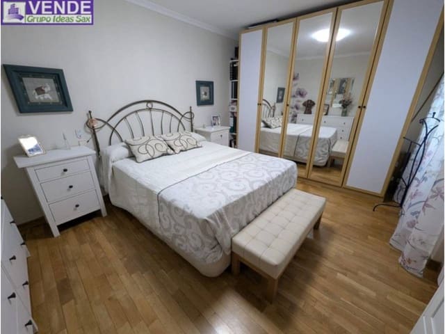 3 soverom Leilighet til salgs i Sax - € 103 000 (Ref: 9312195)