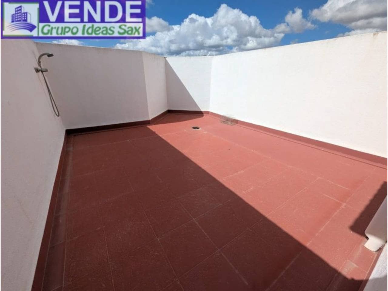 5 sovrum Radhus till salu i Sax med garage - 259 900 € (Ref: 9337489)