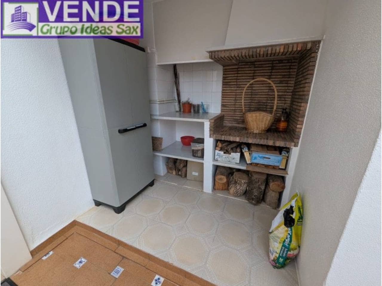 5 sovrum Radhus till salu i Sax med garage - 259 900 € (Ref: 9337489)