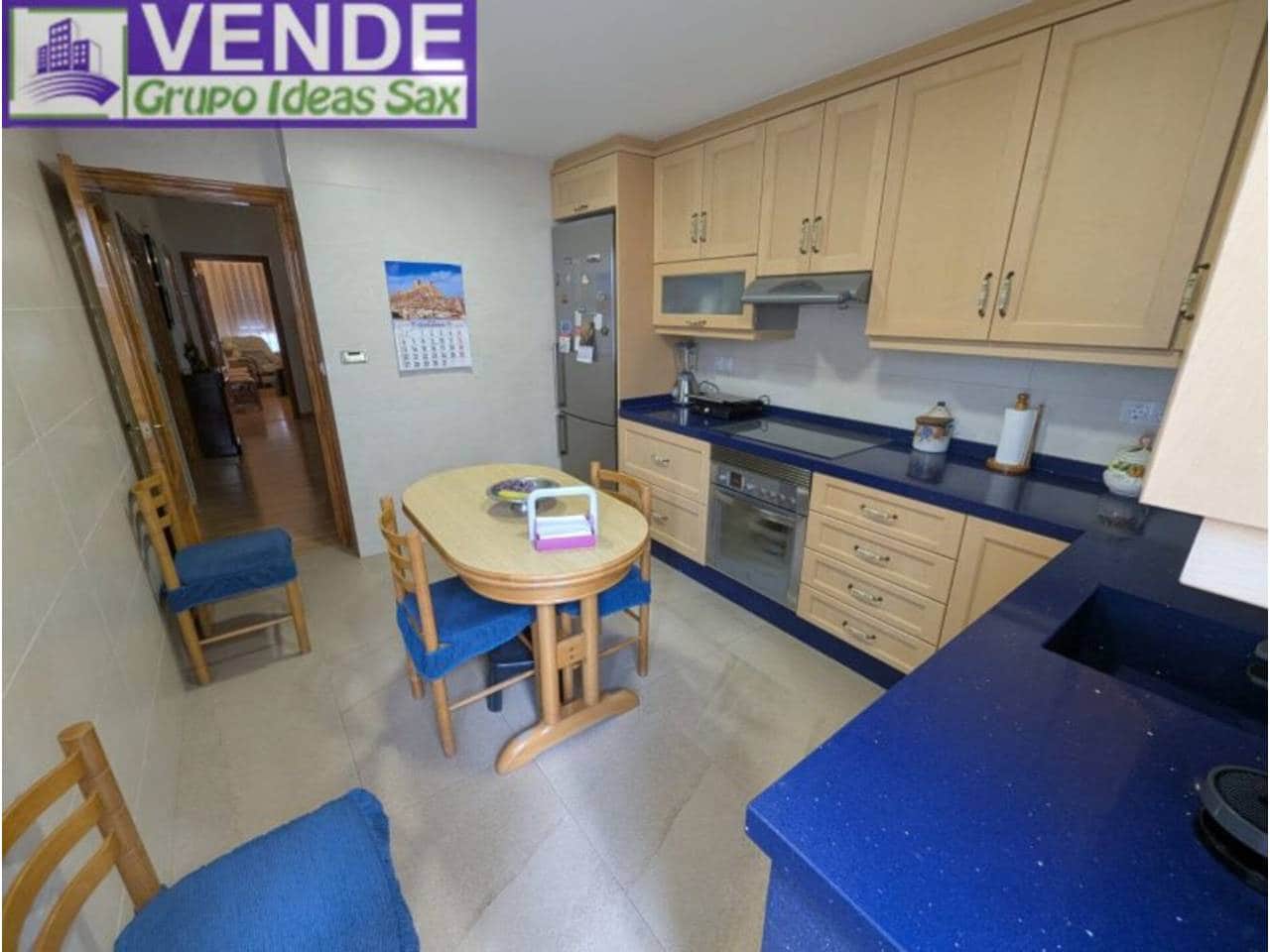 5 sovrum Radhus till salu i Sax med garage - 259 900 € (Ref: 9337489)