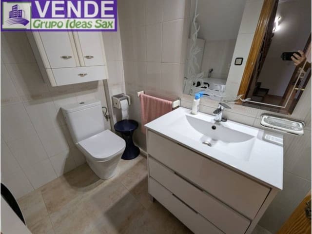 5 bedroom Terraced Villa for sale in Sax with garage - € 259,900 (Ref: 9337489)