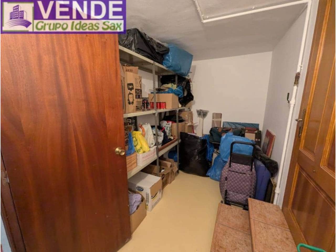 5 sovrum Radhus till salu i Sax med garage - 259 900 € (Ref: 9337489)