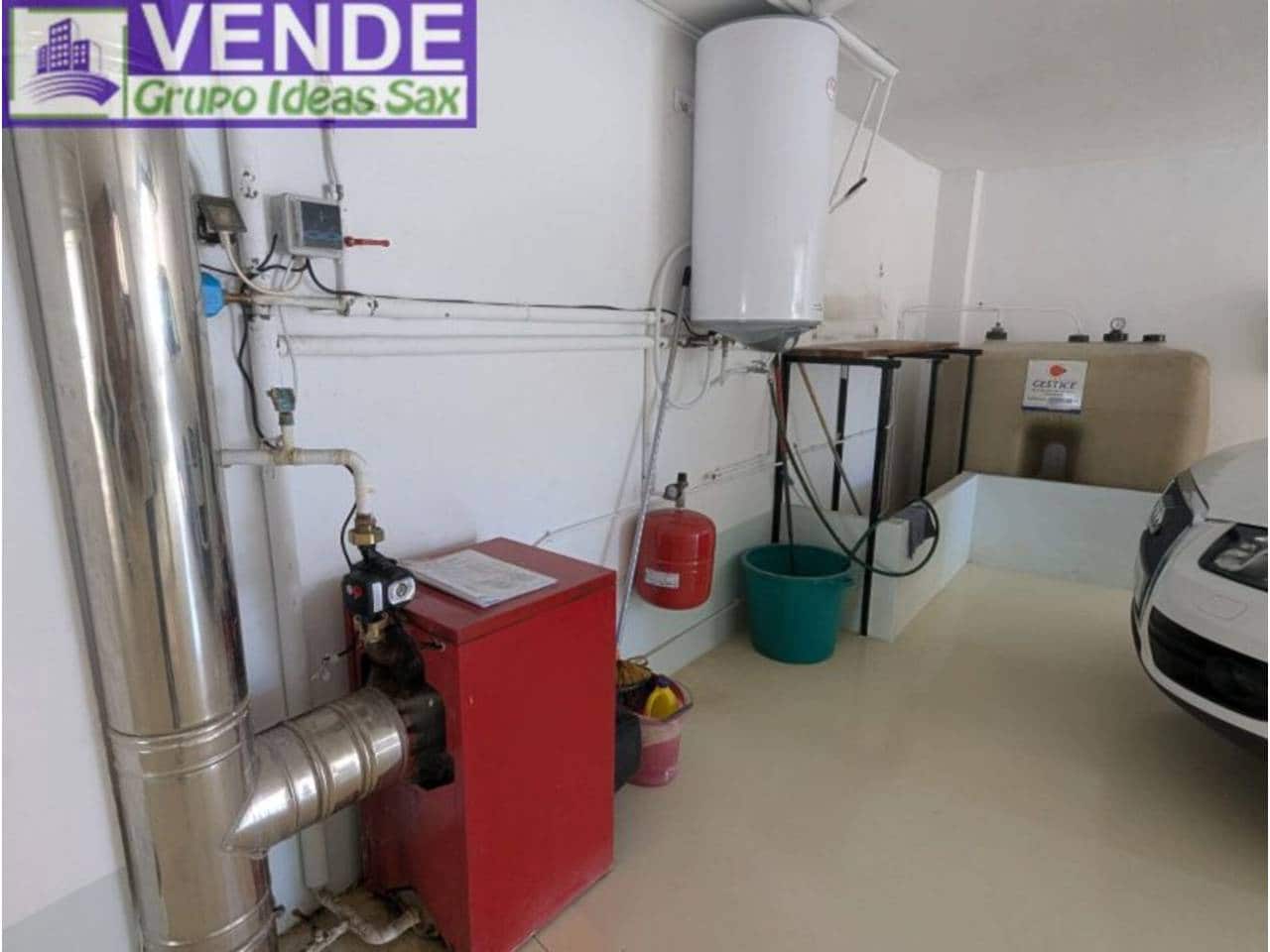 5 sovrum Radhus till salu i Sax med garage - 259 900 € (Ref: 9337489)