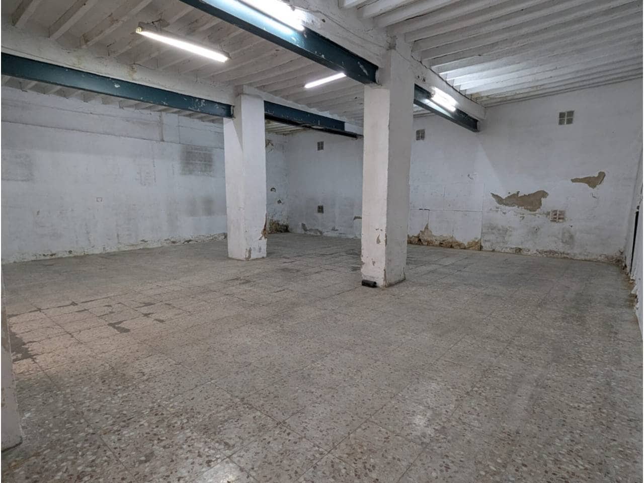 Erhverv til salg i Sax - € 159.000 (Ref: 9340551)