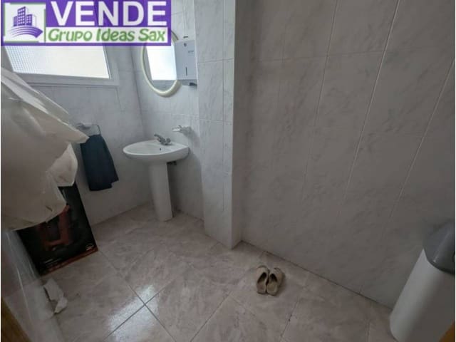 Business for sale in Sax with garage - € 260,000 (Ref: 9394404)