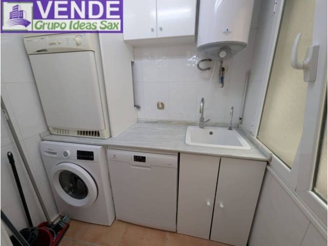 4 chambre Penthouse à vendre à Elda avec garage - 375 000 € (Ref: 9394405)