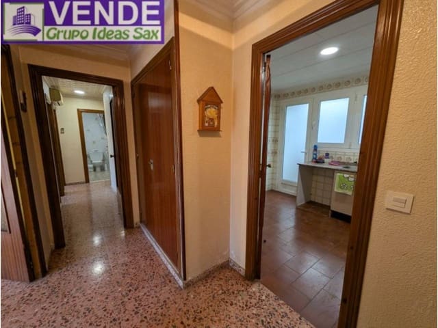 4 bedroom Flat for sale in Sax - € 76,000 (Ref: 9398036)