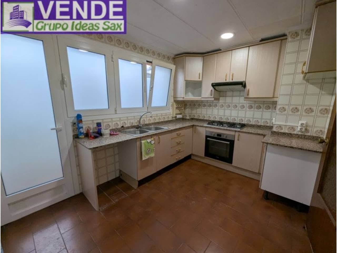 4 sovrum Lägenhet till salu i Sax - 76 000 € (Ref: 9398036)