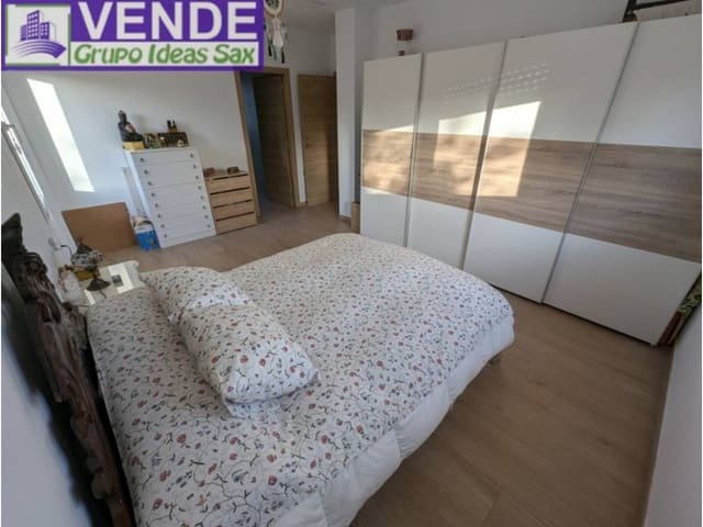 4 makuuhuone Maalaistalo myytävänä paikassa Sax mukana 
autotalli - 399 000 € (Ref: 9473662)