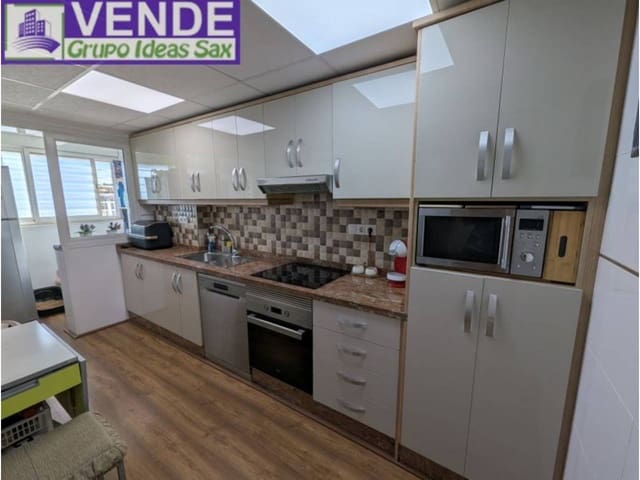 4 soveværelse Rækkehus til salg i Sax med garage - € 210.000 (Ref: 9585131)