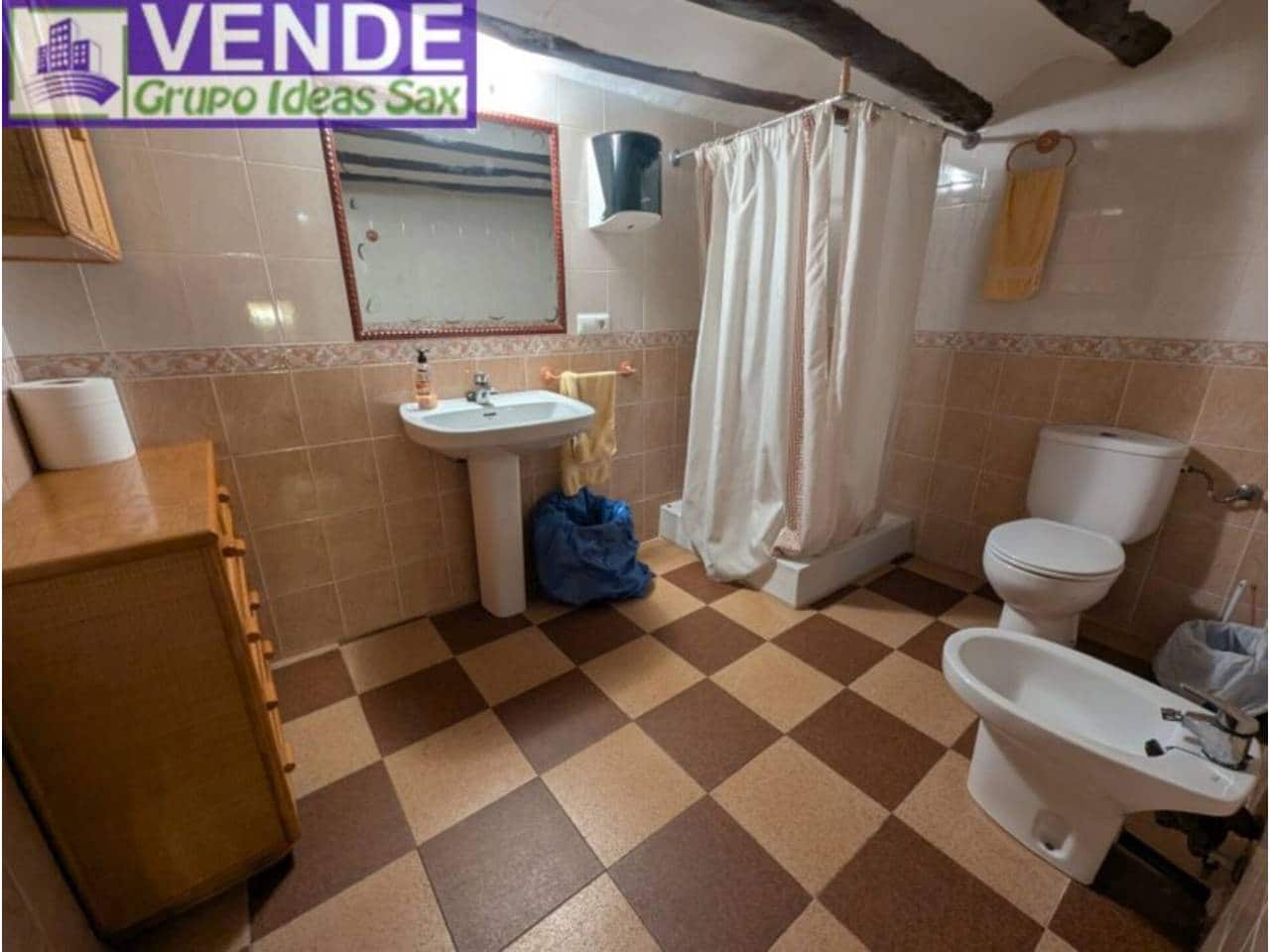 1 camera da letto Casa in vendita in Sax - 85.000 € (Rif: 9676648)