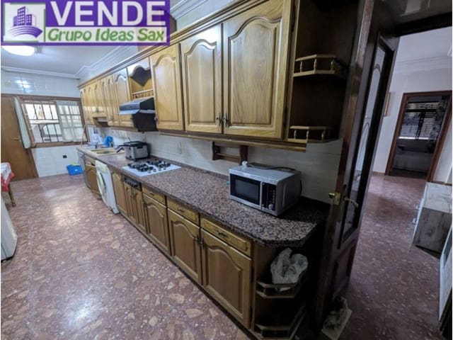 4 bedroom Flat for sale in Sax - € 126,000 (Ref: 9714384)